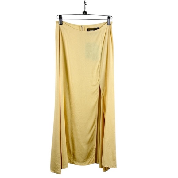 Reformation skirt with slit in buttercup NWT - Picture 1 of 14